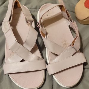 FitFlop size 9 pink ankle strap sandals